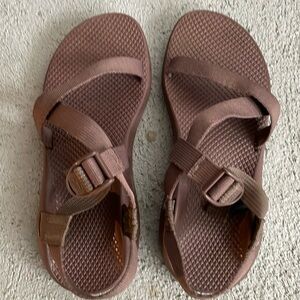 Purple adjustable chacos/ Product Number: JCH107628 Color: Peppercorn